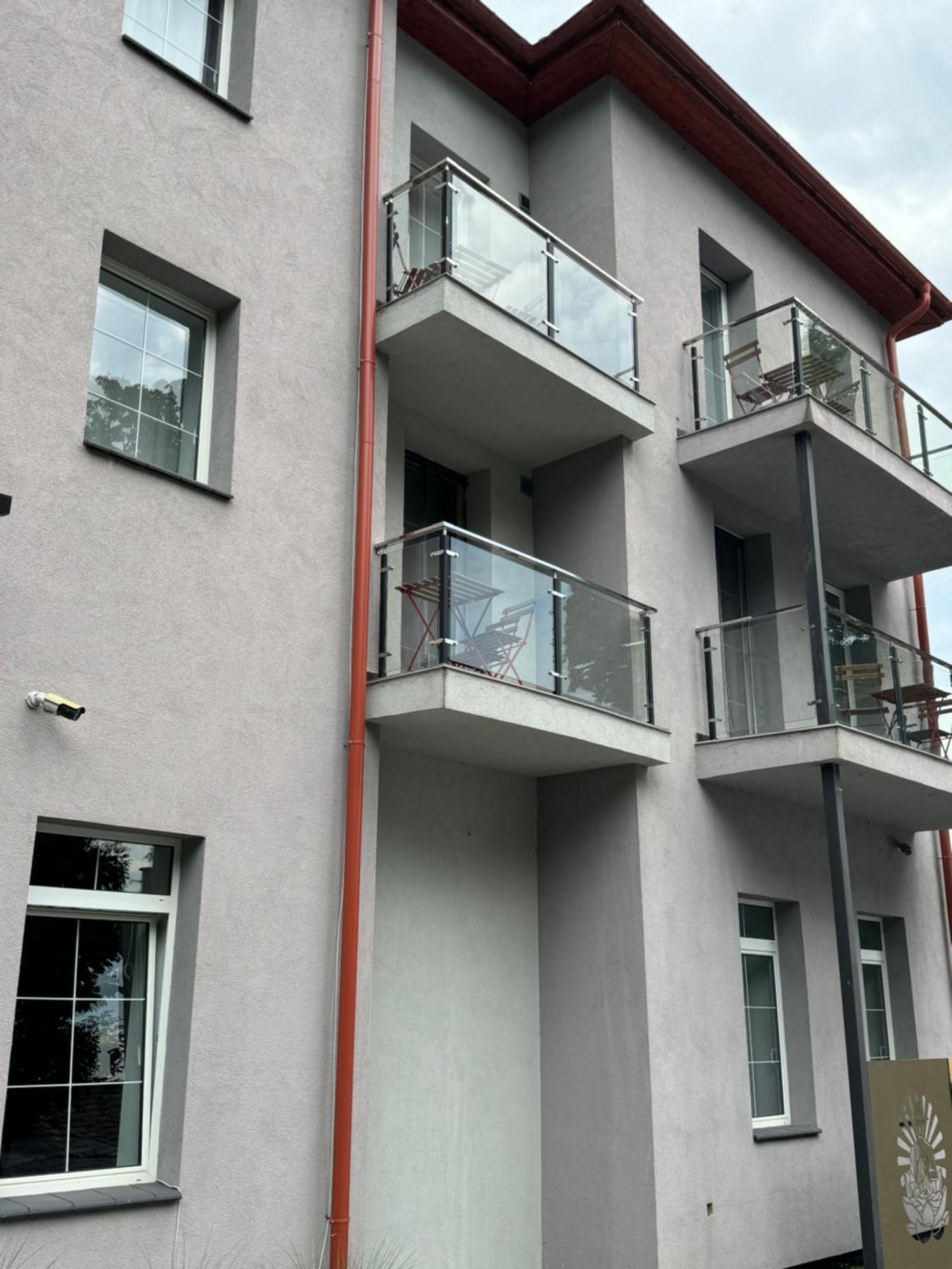 The One Apartments (Adults Only) Шиофок Экстерьер фото