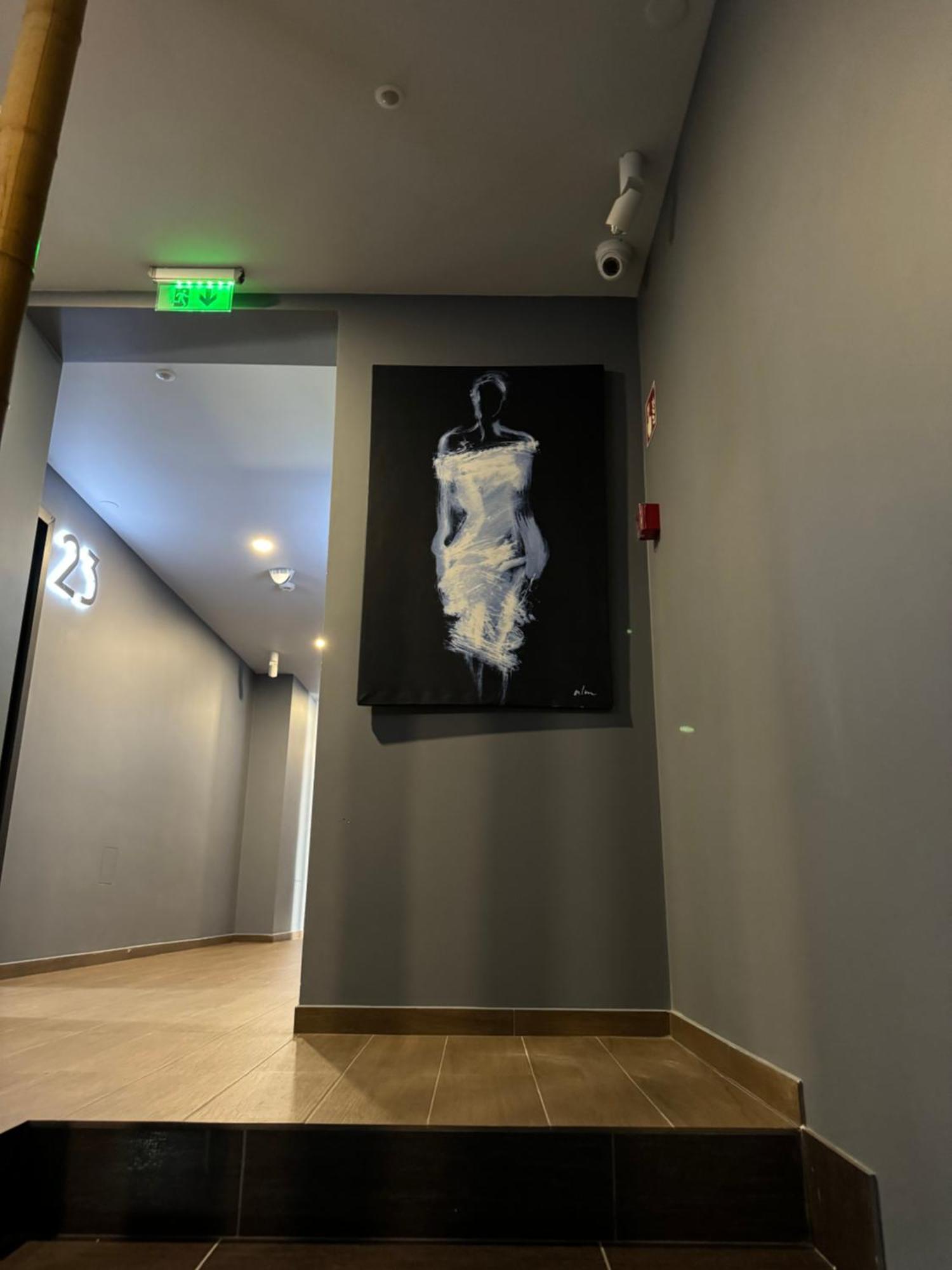 The One Apartments (Adults Only) Шиофок Экстерьер фото