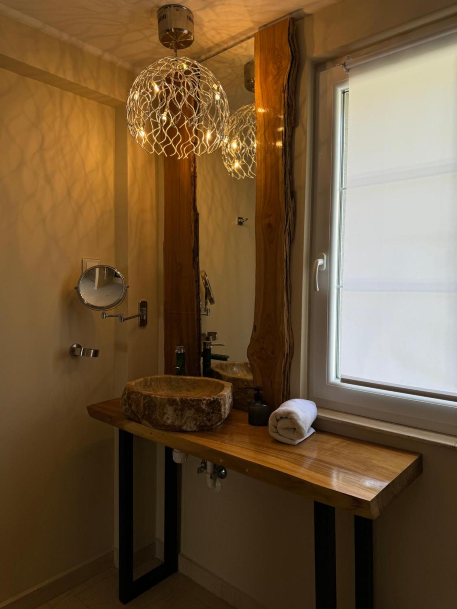 The One Apartments (Adults Only) Шиофок Экстерьер фото