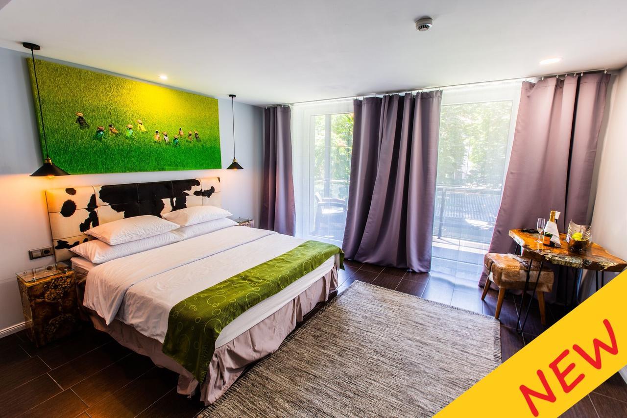 The One Apartments (Adults Only) Шиофок Экстерьер фото